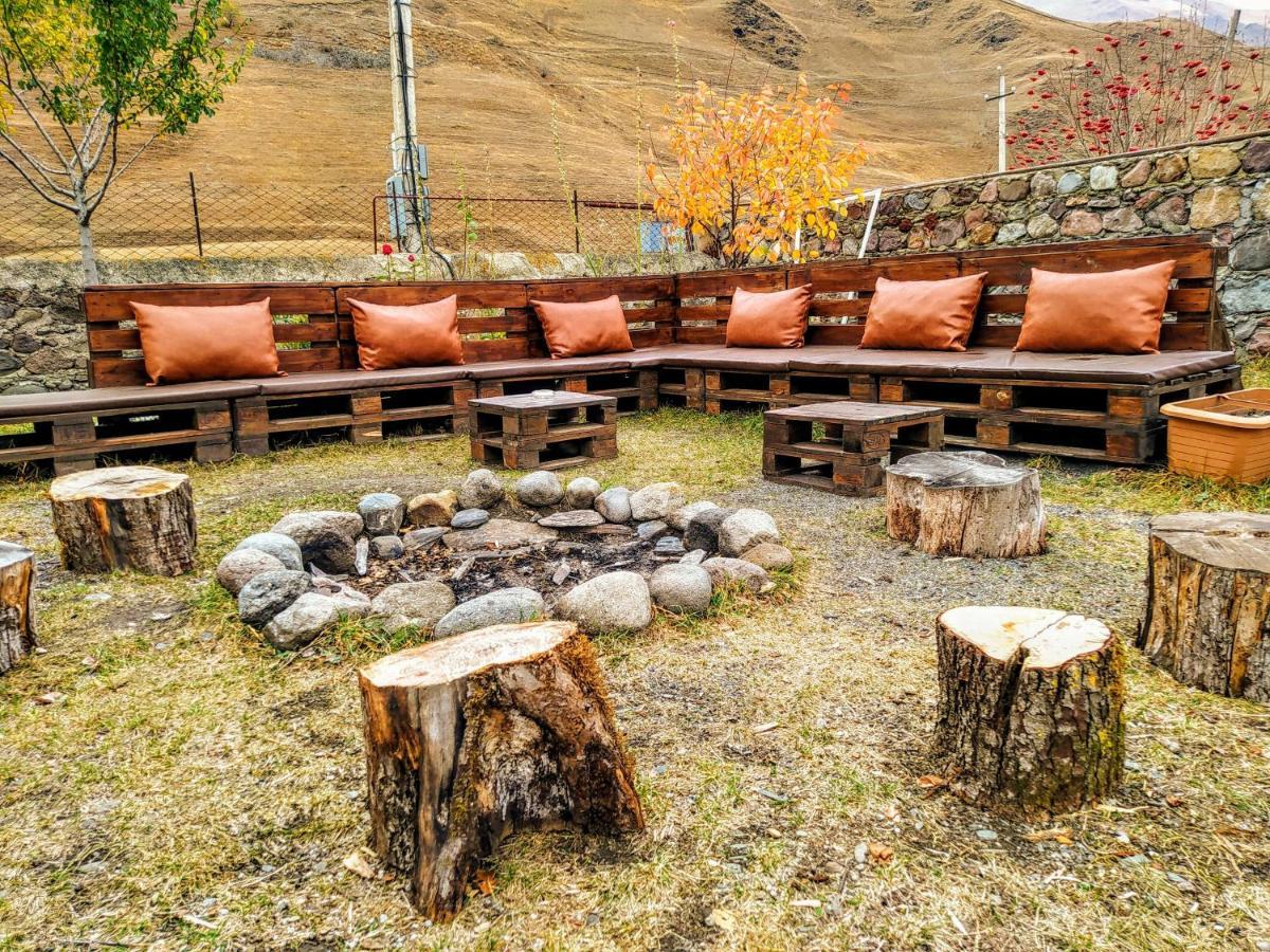 ---Allegria House--- Kazbegi Kültér fotó