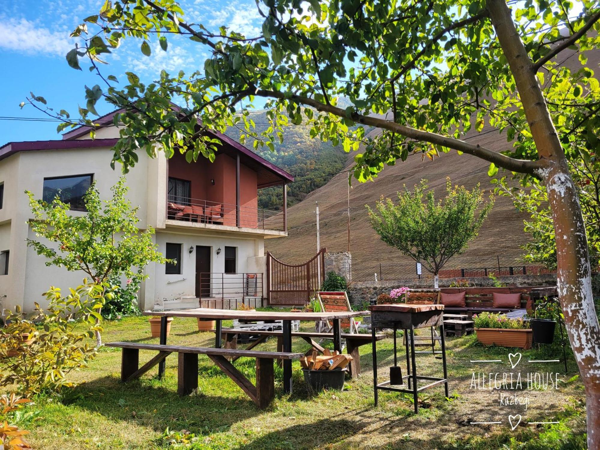 ---Allegria House--- Kazbegi Kültér fotó